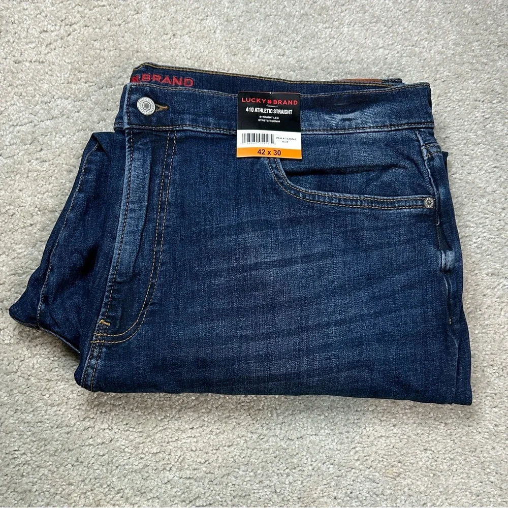 Lucky Brand 410 Athletic Straight Jeans NWT - Picture 1 of 7